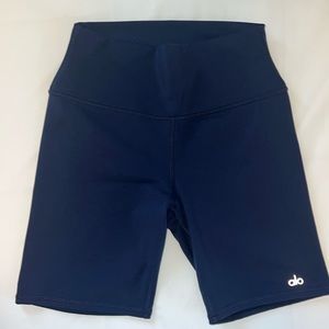 Navy Alo Yoga biker shorts